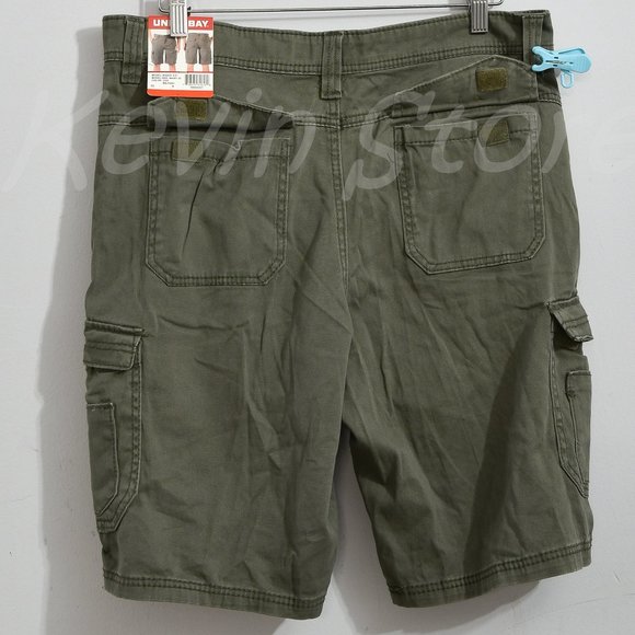 UnionBay Men cargo short in green . - Picture 8 of 10